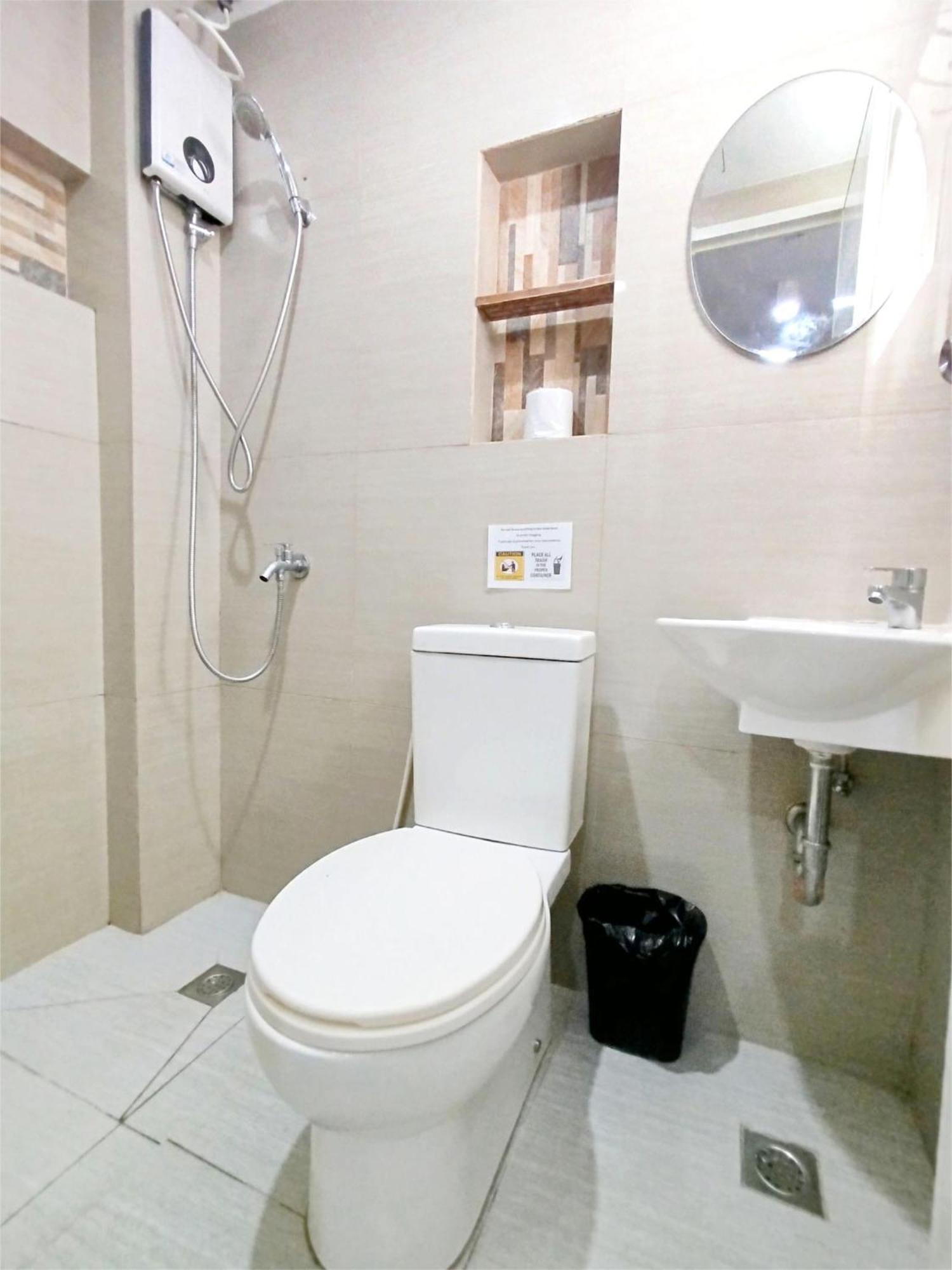 Sulit Budget Hotel Vmapa Manila Rum bild
